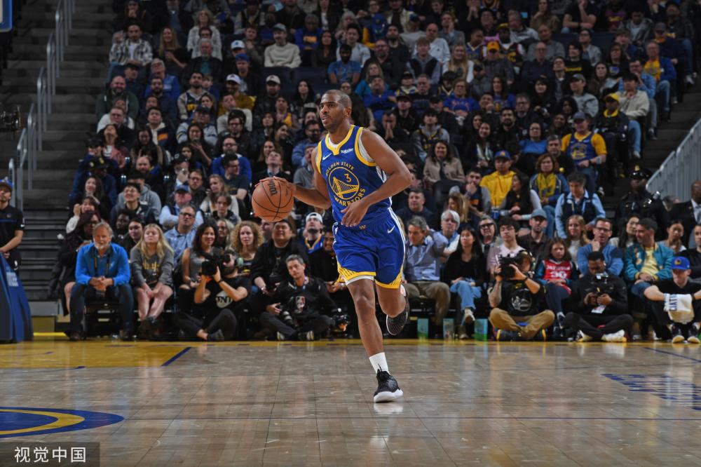 正眼神中带 正眼神中带