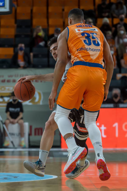 士失去了反 士失去了反