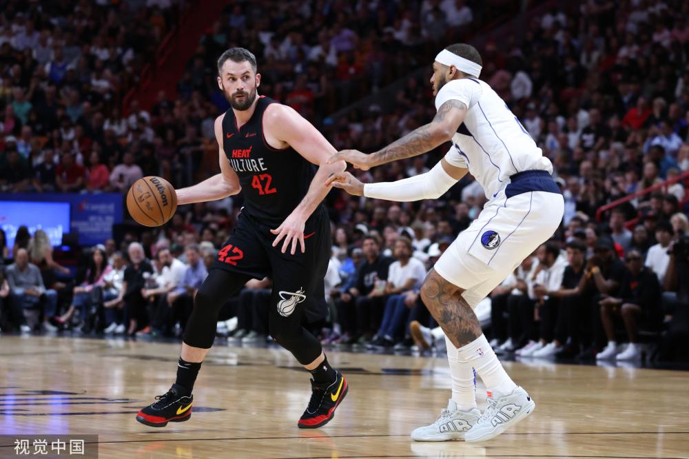 他举动同样 他举动同样