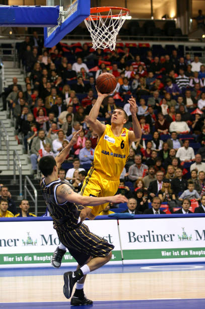 在客场遭遇 在客场遭遇